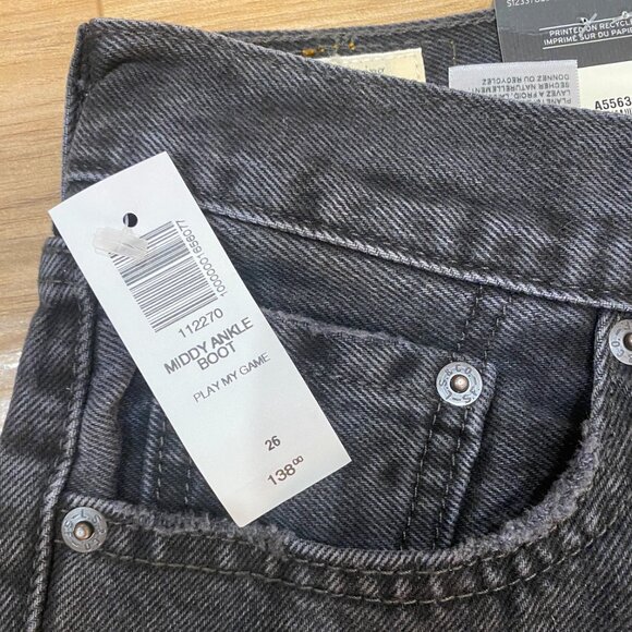 ARITZIA Levi's Middy Ankle Bootcut Jeans - Picture 9 of 10